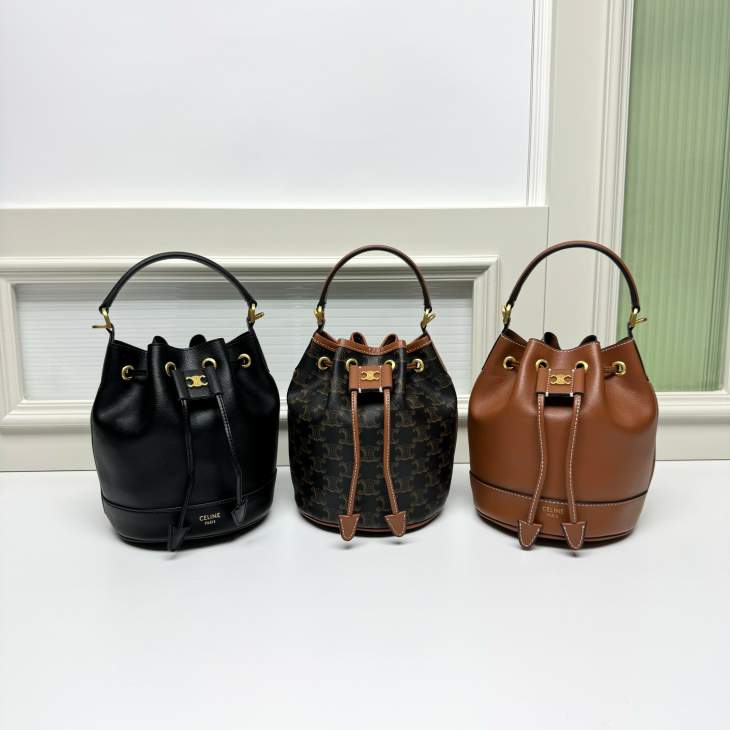 Picture of Celine Handbags _SKUfw225667106fw
